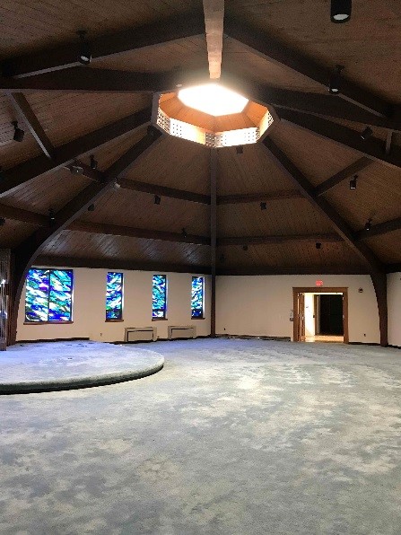 Vaulted ceilings in the old sanctuary